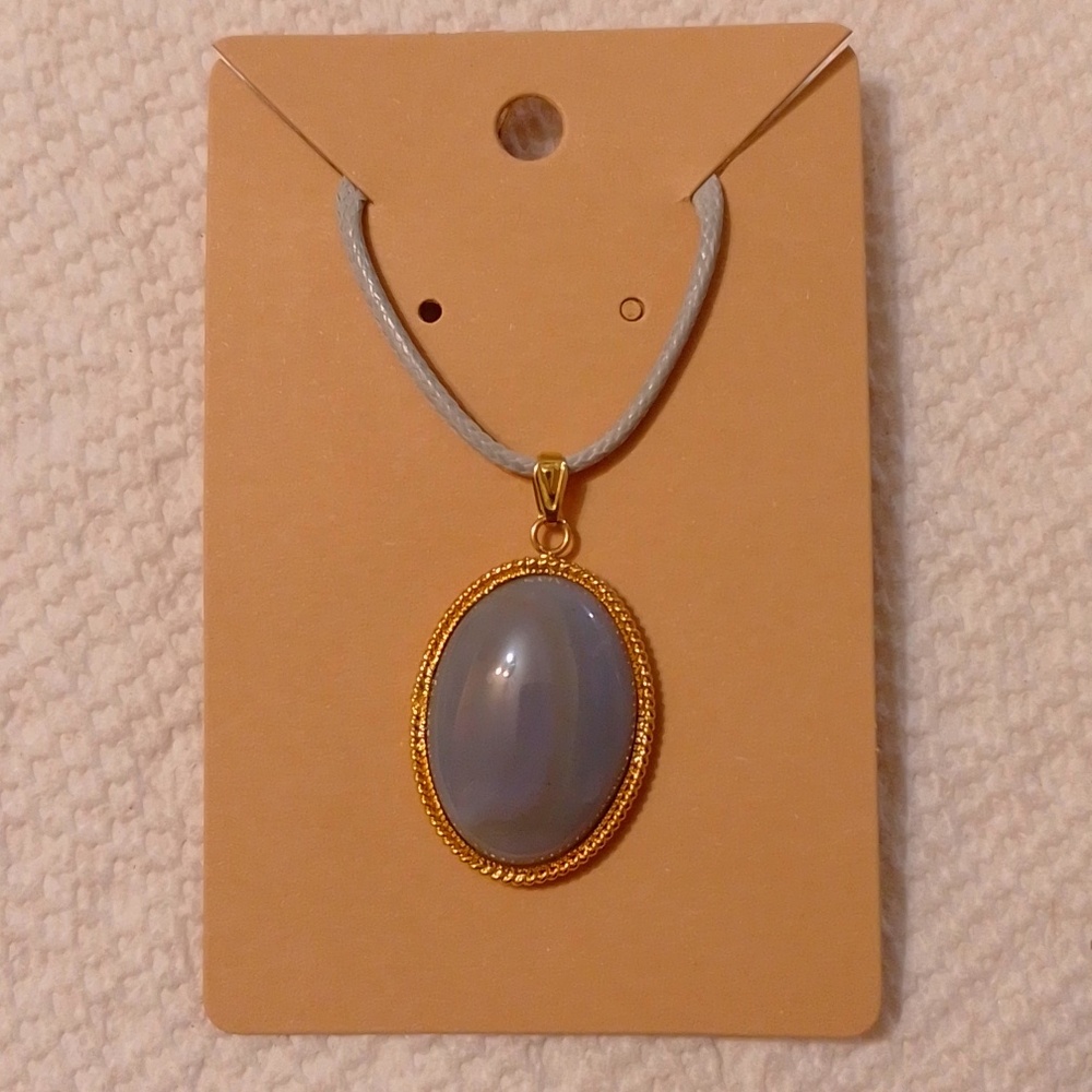 *3/$20* New Vintage Blue Lapis Gem Stone Pendant Choker Necklace